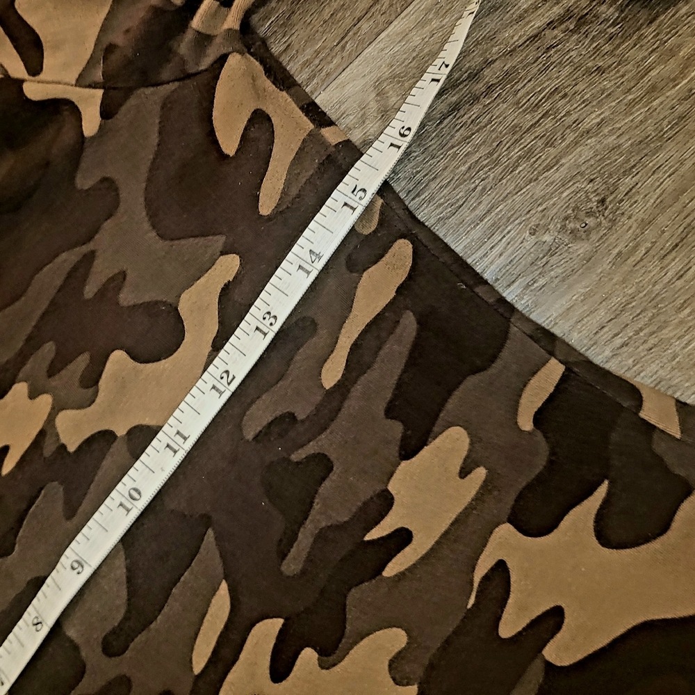 New York & Company Street Soho Women's 3/4 sleeves midi bodycorn camo dress - Picture 10 of 14